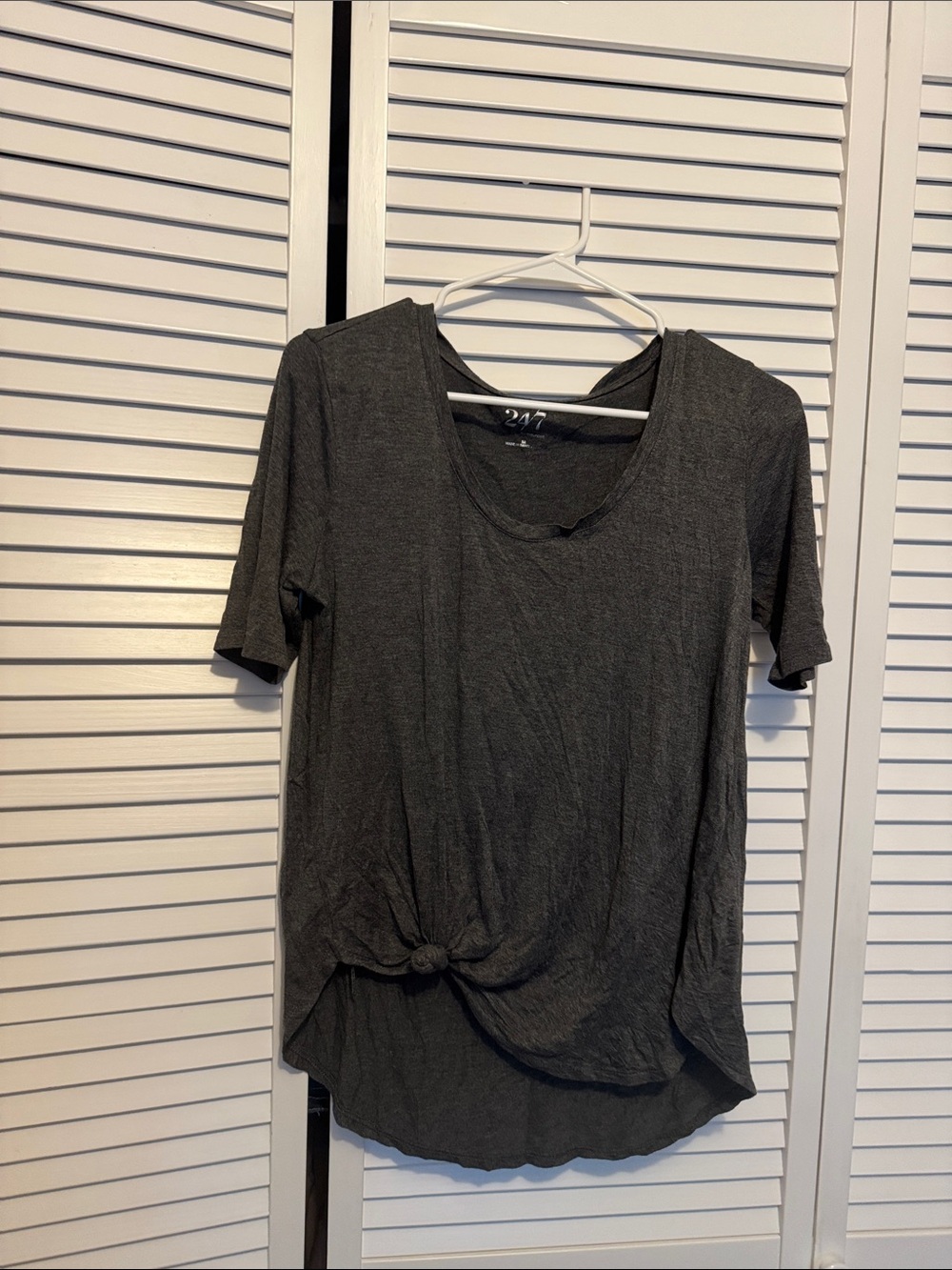 47 Women's Charcoal Knot-Front Short Sleeve Tee